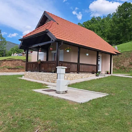 Mokrogorska Kuca *